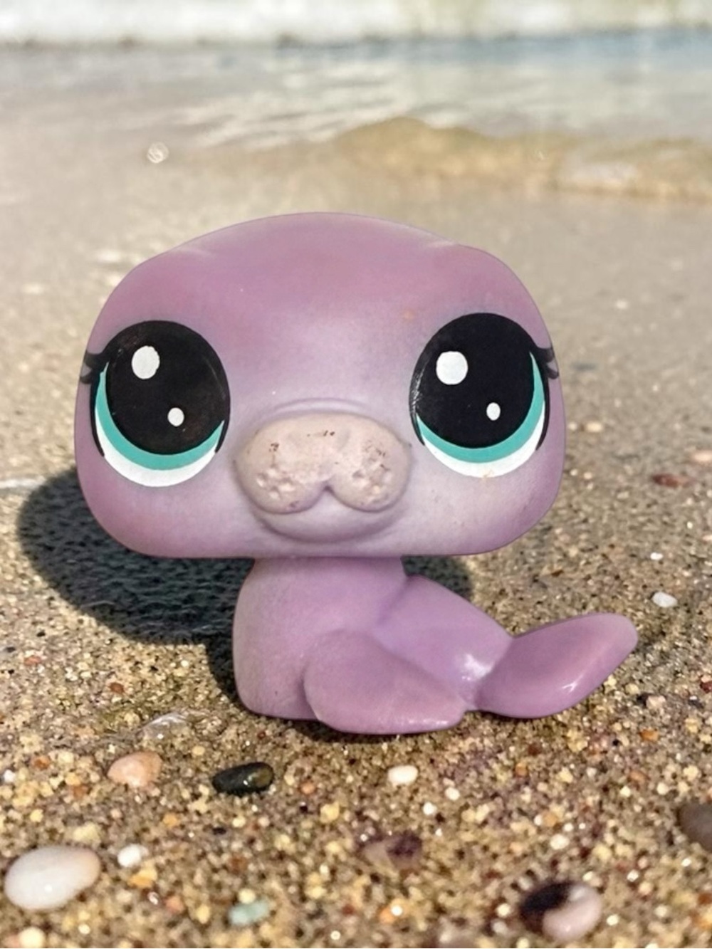 littlest pet shop # 2-63 juan manati purple & white seal manatee with blue eyes